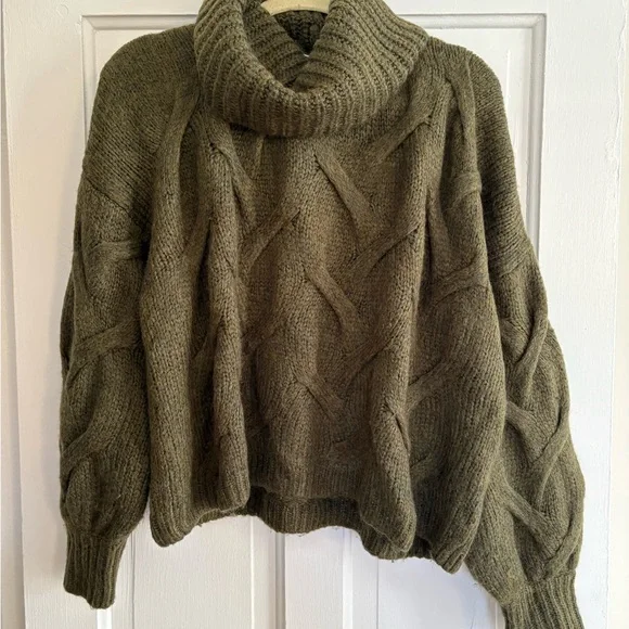 Madewell Somervell Modern Cable Cowl Neck Sweater - Picture 3 of 11